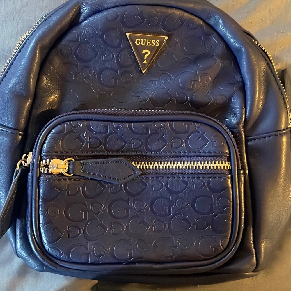 Guess bag, wear as a book bag